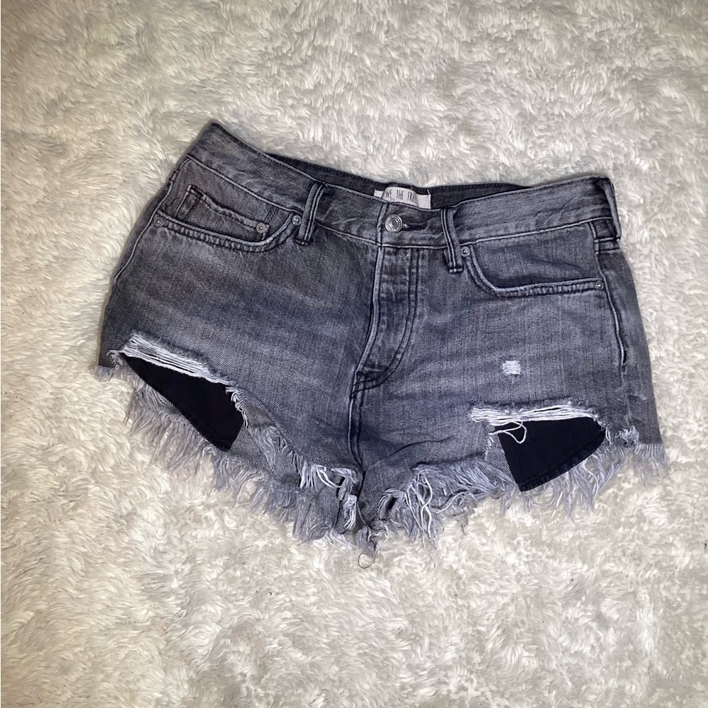 We the free  women’s Gray Denim Shorts size 26